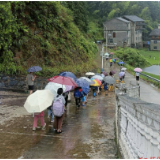 众志成城 防汛抗灾 | 争分夺秒战风雨 怀化市全力以赴守护人民群众安全