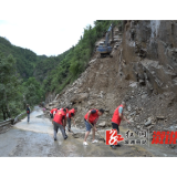 淘金坪乡：全力抢通受阻道路 保障群众出行安全