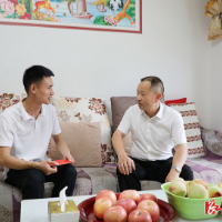 郑湘开展“七一”走访慰问并为基层党支部讲党课
