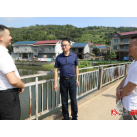杨廉喜到乡镇调研重点民生实事项目建设情况