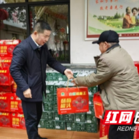 低庄镇:情暖夕阳贺新春 织密安全护安康