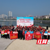 传承雷锋精神 践行志愿服务 ——我县开展学雷锋志愿服务系列徒步活动