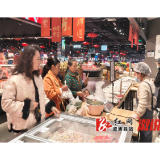 汤圆市场“甜蜜”升温——我县各商超备货充足 欢乐闹“元宵”