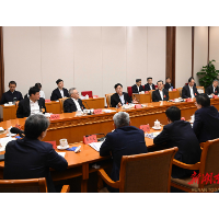 湖南代表团举行分组会议 审议全国人大常委会工作报告等