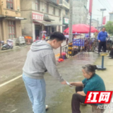 水东镇：国家安全日“遇上”赶集日  禁毒宣传更接地气