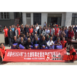 重阳又重逢 百位老人共进重阳团圆宴