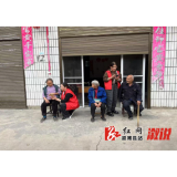 均坪镇：开展“法律宣传进小家 上门服务暖民心”活动