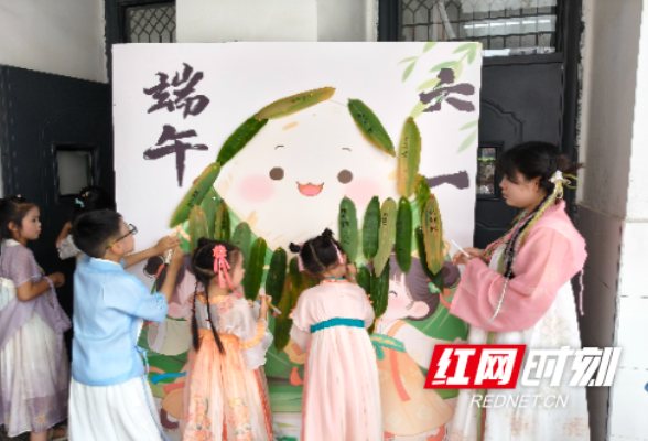 溆浦县圣达学校开展“汉韵端午•童趣六一 ”主题系列活动