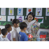 溆浦籍歌手陈香水：用十一年坚守为留守儿童点亮 “六一” 温暖之光