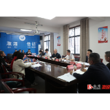 依法依规化解矛盾 用心用情解决诉求——田晓华接待来访群众