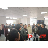 两丫坪镇:“春风行动” 助力特殊群体稳就业