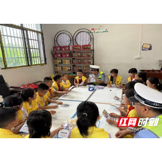 桥江镇大湾村:暖心关爱留守儿童 缤纷活动守护童真成长
