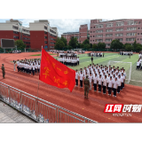 青春“正步”从此起 国防教育入人心——县人武部组织开展新生军训