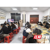 县总工会联动县文化馆举办公益"职工夜校”书法培训班点亮职工多元“夜生活”