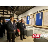 双井镇开展“瞻仰先烈铭党史 观影铸魂强担当”红色教育活动