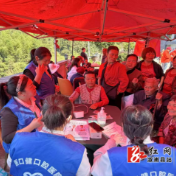 小横垅乡月溪村:情满金秋 爱满重阳