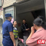 溆浦消防持续开展电动摩托车停放充电风险隐患夜间排查