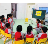 立足园本教研，促进教师成长 ——凤凰县文昌阁幼儿园开展了园本教研活动