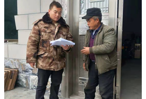 凤凰县审计局开展“宪法宣传周”宣传活动