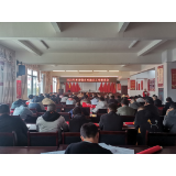 凤凰县禾库镇：召开驻村工作座谈会  压实责任再前行