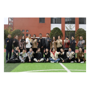 凤凰县箭道坪小学：师徒结对帮传带     联袂并进共成长