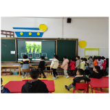 “应急有方 遇险不慌”—凤凰县九里边城幼儿园开展应急逃生防踩踏疏散演练