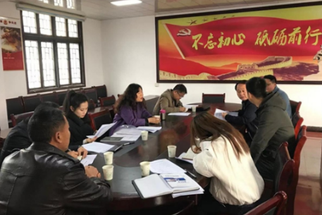 凤凰县委组织部对全县公务员平时考核工作进行调研
