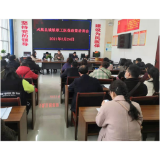 凤凰县医疗保障局：解读医保政策  打造医保品牌