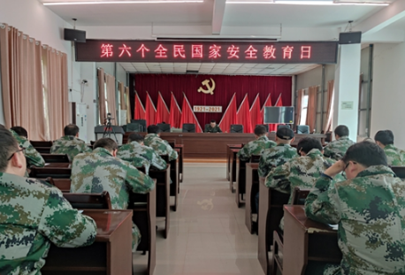 凤凰县筸子坪镇：开展保密学习教育  维护国家安全稳定