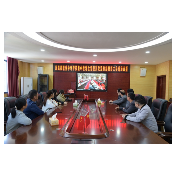 凤凰职中积极收看全省脱贫攻坚总结表彰大会现场直播