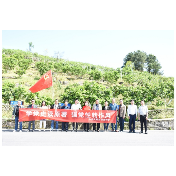 凤凰县委宣传部理论学习中心组第二次集体学习暨“学史增信”专题学习研讨会在菖蒲塘村举行