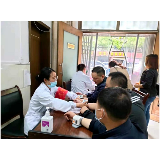 凤凰：接种新冠肺炎疫苗 共筑全民免疫屏障
