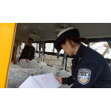 凤凰县多部门持续开展校车交通安全整治行动