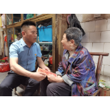 凤凰县退役军人事务局走访慰问烈士遗属