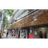 凤凰城管：扎实整治破损陈旧广告牌  排除安全隐患