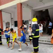 学党史办实事丨凤凰县木江坪镇：学史力行解难题  顽瘴痼疾宣传进校园 全力筑牢学生安全防线