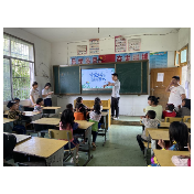 【我为群众办实事】凤凰县禾库镇排门村：防溺水宣讲进校园  共创安全快乐暑假