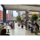 凤凰：红色不褪  “疫”路有你