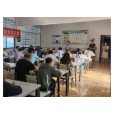 凤凰县公路建设养护中心组织晋升工勤技能岗位等级考试