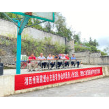 我为群众办实事丨凤凰法院：爱心助学 情暖稼贤村学子