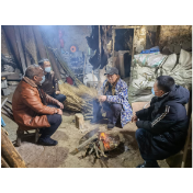新时代文明实践丨凤凰县公路建设养护中心 春节走访慰问 情暖困难群众