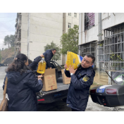 凤凰交通执法：慰问困难职工  寒冬送温暖情系一家