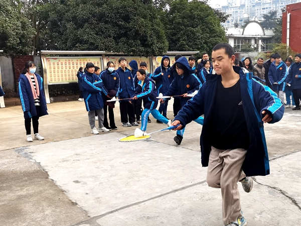 争先恐后。.jpg 争先恐后。.jpg