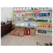 凤凰县文保中心为文保单位配送灭火器