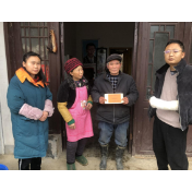 凤凰县麻冲乡:走访计划生育特困家庭 上门慰问暖人心