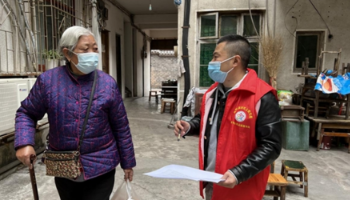 凤凰县文旅广电局：深入景区开展“敲门行动”志愿服务活动