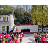 凤凰县齐良桥学区：开展“艾滋病与结核病防治知识”讲座进校园活动