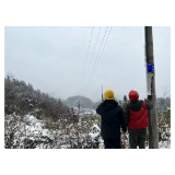 国网凤凰县供电公司：大雪来袭，供电员工特巡保供电