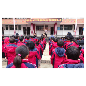 凤凰县箭道坪小学凤凰路校区：收好安全锦囊 学习快乐起航