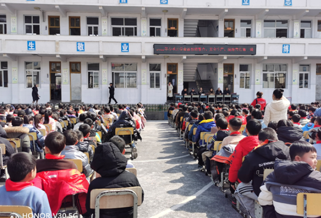 凤凰县筸子坪镇：开展毒品预防教育、安全教育进校园活动